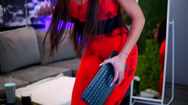 RaquelleVon online show from February 20, 10:16 am