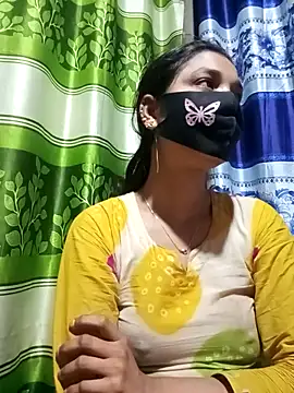 Snapshot of Aruyeshi- chatting on February 14, 5:30 am Aruyeshi- online show from February 14, 5:30 am