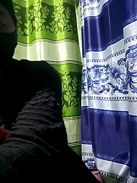 Snapshot of Aruyeshi- chatting on February 28, 2:09 am Aruyeshi- online show from February 28, 2:09 am