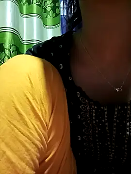 Snapshot of Aruyeshi- chatting on March 9, 1:04 pm Aruyeshi- online show from March 9, 1:04 pm