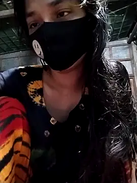 Snapshot of Aruyeshi- chatting on September 13, 12:21 am Aruyeshi- online show from September 13, 12:21 am