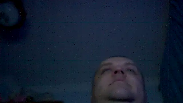 Snapshot of Rasta1987@xh chatting on April 11, 10:14 pm Rasta1987xh online show from April 11, 10:14 pm