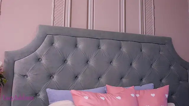 LucyAddison online show from November 12, 4:35 am