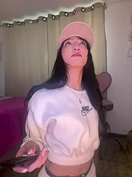 peiton steele7 online show from March 1, 7:49 pm