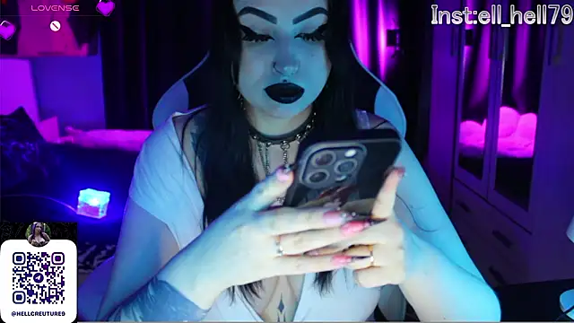 Kitty goth online show from January 17, 8:45 pm