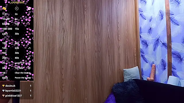 Snapshot of Molly_ADY chatting on November 20, 7:24 pm Molly ADY online show from November 20, 7:24 pm