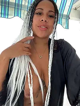 HaileyDiana online show from September 9, 9:20 am