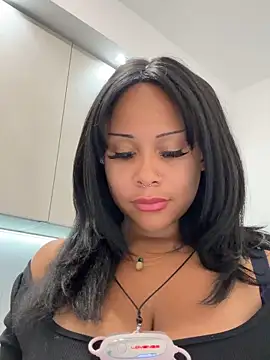 HaileyDiana online show from May 30, 6:16 pm