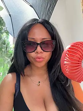 HaileyDiana online show from June 2, 11:45 am