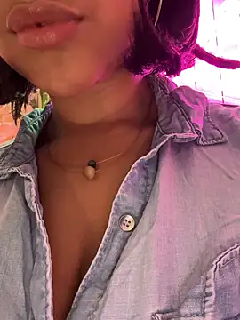 HaileyDiana online show from June 4, 7:53 pm