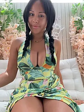 HaileyDiana online show from July 1, 9:11 am