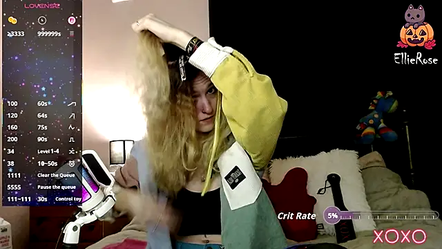 EllieeRose online show from November 15, 6:59 pm