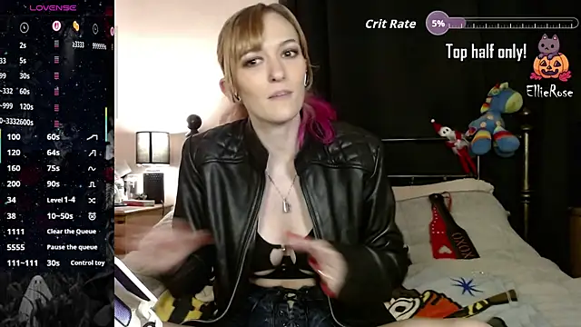 Snapshot of EllieeRose chatting on June 16, 5:26 pm EllieeRose online show from June 16, 5:26 pm