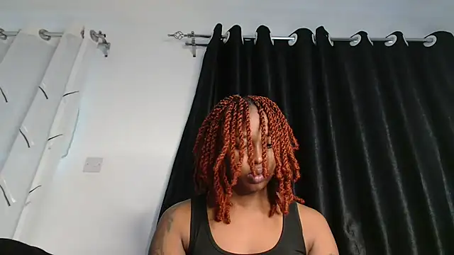 Snapshot of Miss_hot_candy chatting on June 3, 5:43 am Miss hot candy online show from June 3, 5:43 am