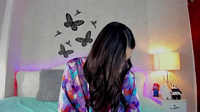 Snapshot of LyaEvanss chatting on March 19, 2:37 am LyaEvanss online show from March 19, 2:37 am