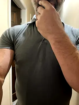 Snapshot of DaddySnowXX chatting on November 2, 12:24 am DaddySnowXX online show from November 2, 12:24 am