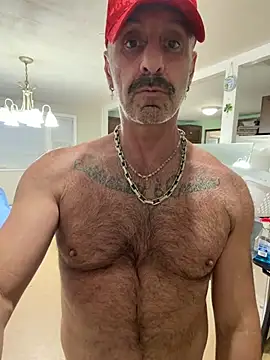 Snapshot of DaddySnowXX chatting on May 6, 11:10 pm DaddySnowXX online show from May 6, 11:10 pm