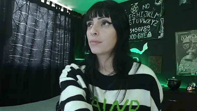 Snapshot of Goddess_Mortem chatting on May 13, 2:47 pm Goddess Mortem online show from May 13, 2:47 pm