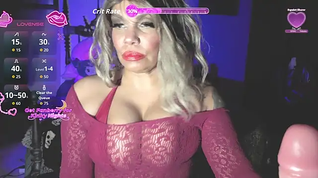 Snapshot of MadisonJayde chatting on June 12, 4:33 am MadisonJayde online show from June 12, 4:33 am