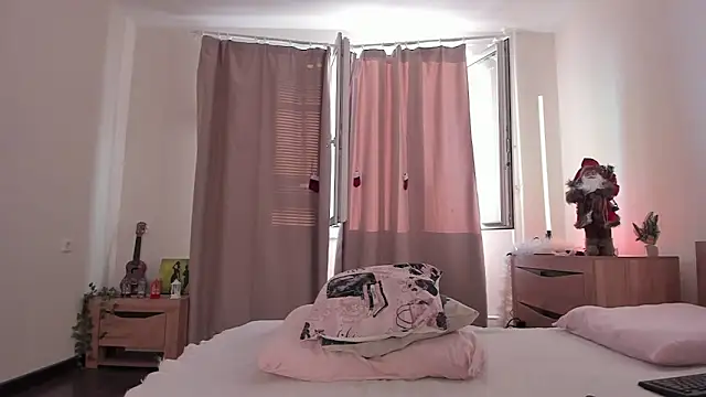 Snapshot of kate_doroty chatting on January 9, 11:36 am kate doroty online show from January 9, 11:36 am