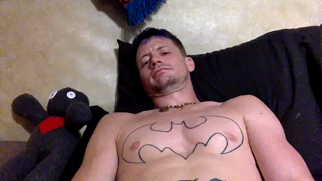 Snapshot of trash4cash chatting on May 25, 5:19 pm trash4cash online show from May 25, 5:19 pm
