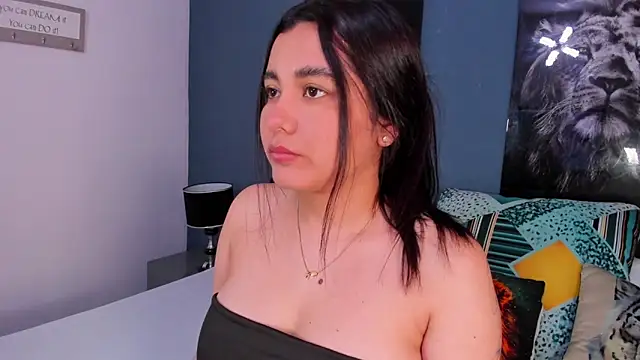 Liana Bernocchi online show from February 16, 8:33 pm