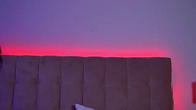 Snapshot of LiliaBianka chatting on February 21, 6:29 am LiliaBianka online show from February 21, 6:29 am