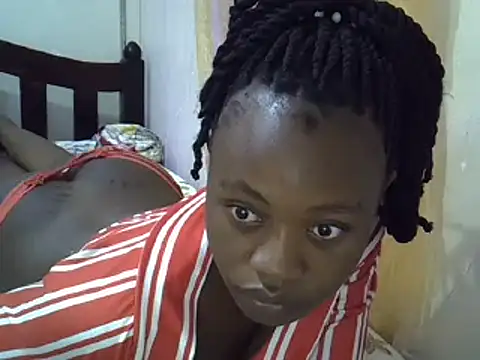 CuteSavana online show from February 9, 3:32 am