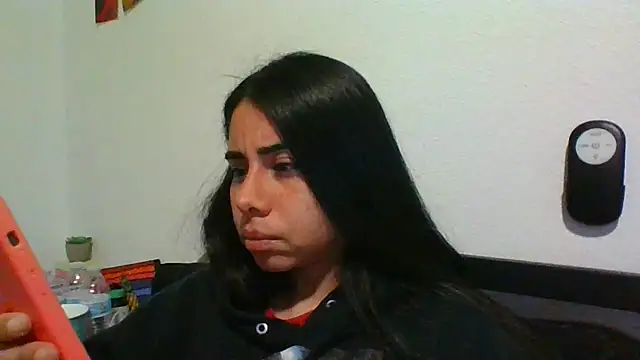 catrinasexy19 online show from December 3, 10:40 pm