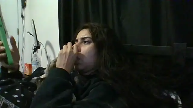 catrinasexy19 online show from March 21, 7:57 pm