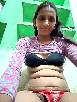 Snapshot of Baby__Shreya chatting on July 18, 10:35 pm Baby Shreya online show from July 18, 10:35 pm