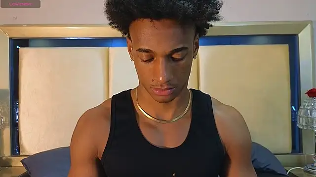 Malkongarcia online show from December 15, 9:08 pm