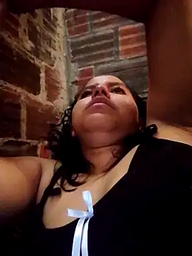 jume2205 online show from March 16, 8:00 pm