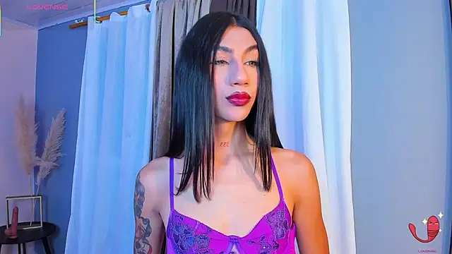 Snapshot of sofiaa_grey_ chatting on October 27, 1:04 pm sofiaa grey online show from October 27, 1:04 pm