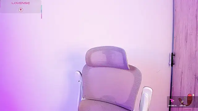 Snapshot of sofiaa_grey_ chatting on November 13, 3:00 pm sofiaa grey online show from November 13, 3:00 pm