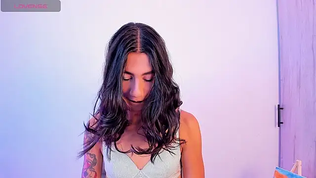 Snapshot of sofiaa_grey_ chatting on November 20, 11:32 am sofiaa grey online show from November 20, 11:32 am