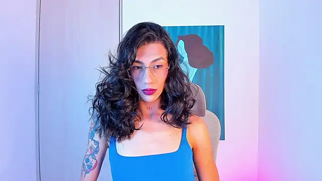 sofiaa grey  online show from April 10, 2:11 pm