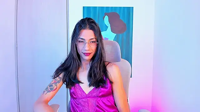sofiaa grey  online show from April 26, 3:53 pm