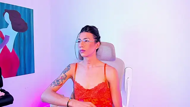 sofiaa grey  online show from June 5, 4:56 pm