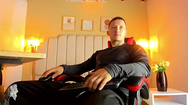 juan prior online show from December 5, 1:31 pm