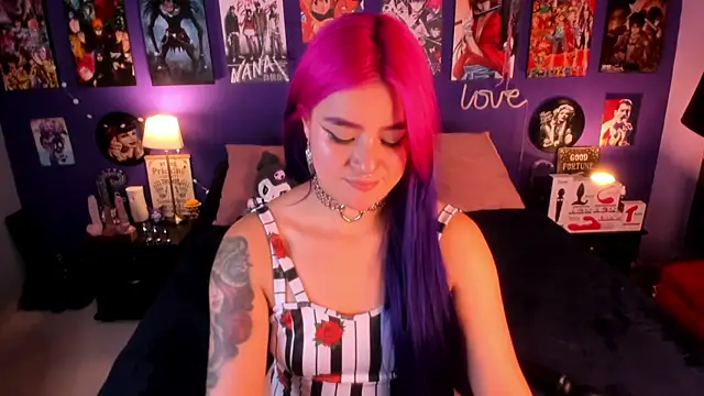 anne cross online show from October 15, 2:33 am