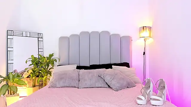 Scarlett Steelee online show from December 14, 11:09 pm