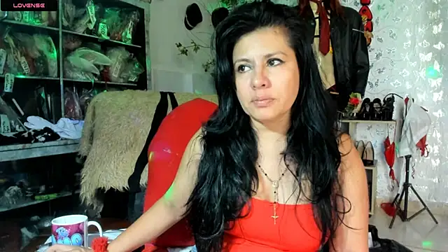 Snapshot of Erlinda-engel chatting on June 6, 12:43 pm Erlinda-engel online show from June 6, 12:43 pm