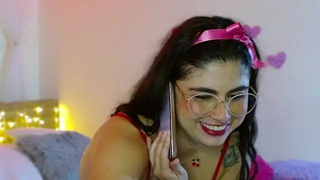 Snapshot of Juliietha_servas chatting on February 15, 2:58 am Juliietha servas online show from February 15, 2:58 am