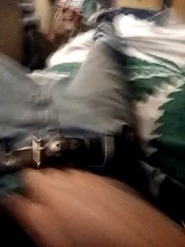 Snapshot of ySqmbVanbe chatting on October 11, 11:58 pm ySqmbVanbe online show from October 11, 11:58 pm