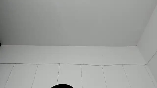 cami-01 online show from February 21, 9:05 pm