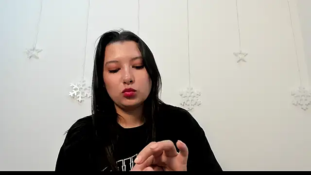 Snapshot of cami-01 chatting on August 7, 9:39 pm cami-01 online show from August 7, 9:39 pm