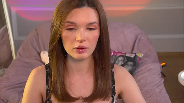 Snapshot of Eva_Golden chatting on May 15, 4:25 pm Eva Golden online show from May 15, 4:25 pm