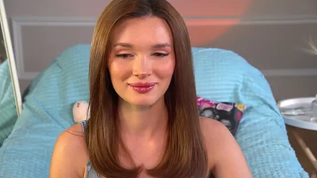 Snapshot of Eva_Golden chatting on May 27, 4:26 pm Eva Golden online show from May 27, 4:26 pm