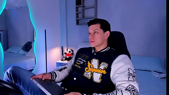 MarcoSullivan online show from November 28, 2:09 pm